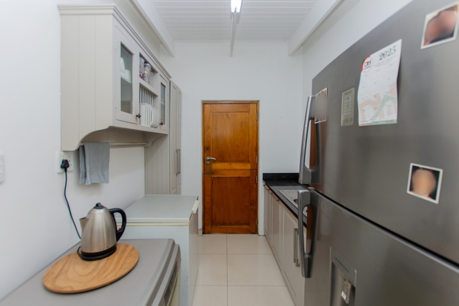 7 Bedroom Property for Sale in Paternoster Western Cape